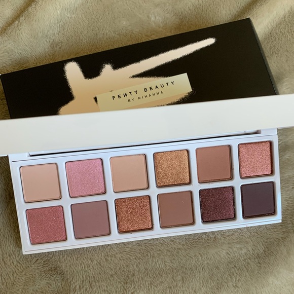 Fenty Beauty Bomb Posse Mega Mix Eyeshadow Palette BNIB